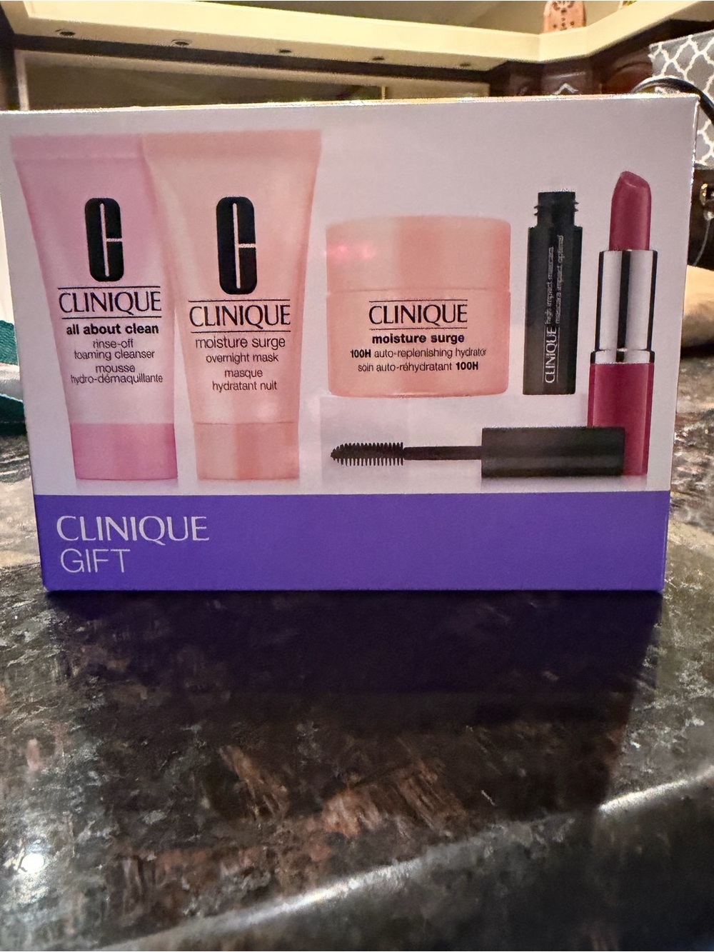 Clinique Women Makeup Gift moisture surge gift mascara lipstick Set